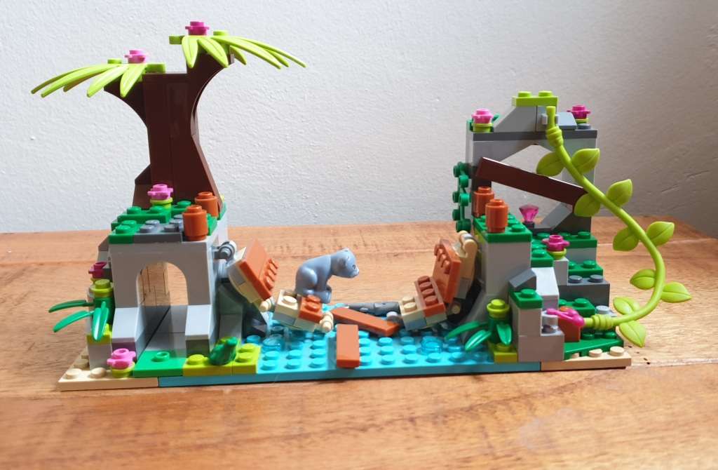 LEGO Friends Jungle Bridge Rescue